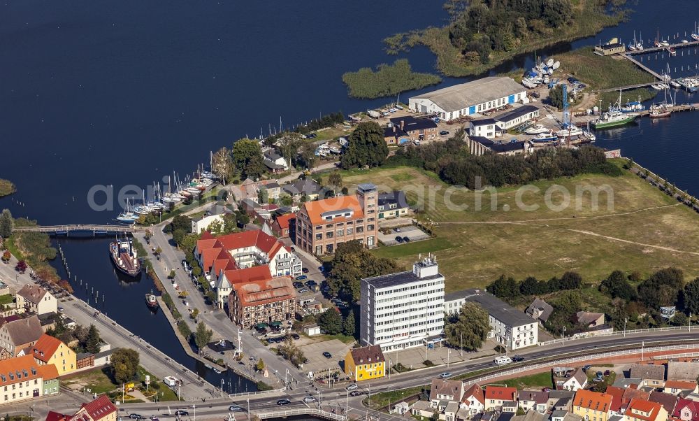 Wolgast from above - Mixing of residential and commercial settlements auf of Schlossinsel in Wolgast in the state Mecklenburg - Western Pomerania