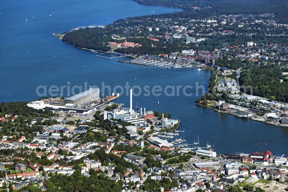 Aerial image Flensburg - Mixing of residential and commercial settlements in Stadtteil Nordstadt in Flensburg in the state Schleswig-Holstein, Germany