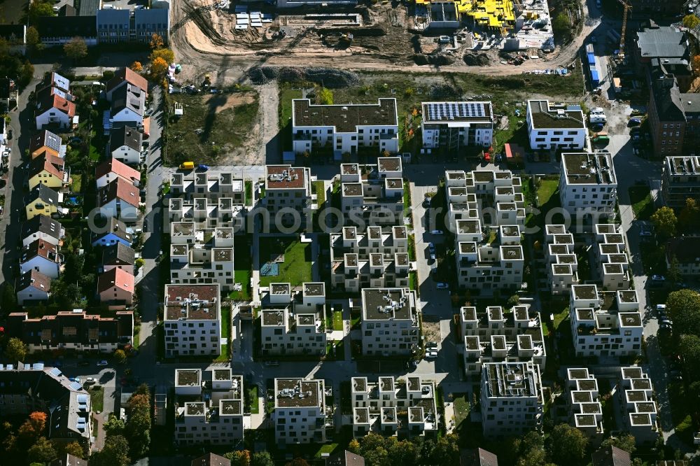 Mannheim from the bird's eye view: Residential area construction site multi-family houses at the HOMERUN TURLEY on the premises of the former US-baracks in the district Neckarstadt-Ost in Mannheim in the state Baden-Wurttemberg, Germany