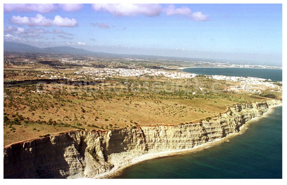 Lagos from above - Mittelmeerküstenbereich von Lagos in der Algarve / Portugal.