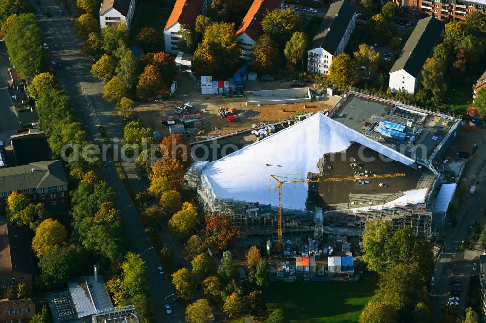Aerial image Hamburg - Construction site for modernization, renovation and conversion of the indoor swimming pool Alster-Schwimmhalle on street Ifflandstrasse - Sechslingspforte in the district Hohenfelde in Hamburg, Germany