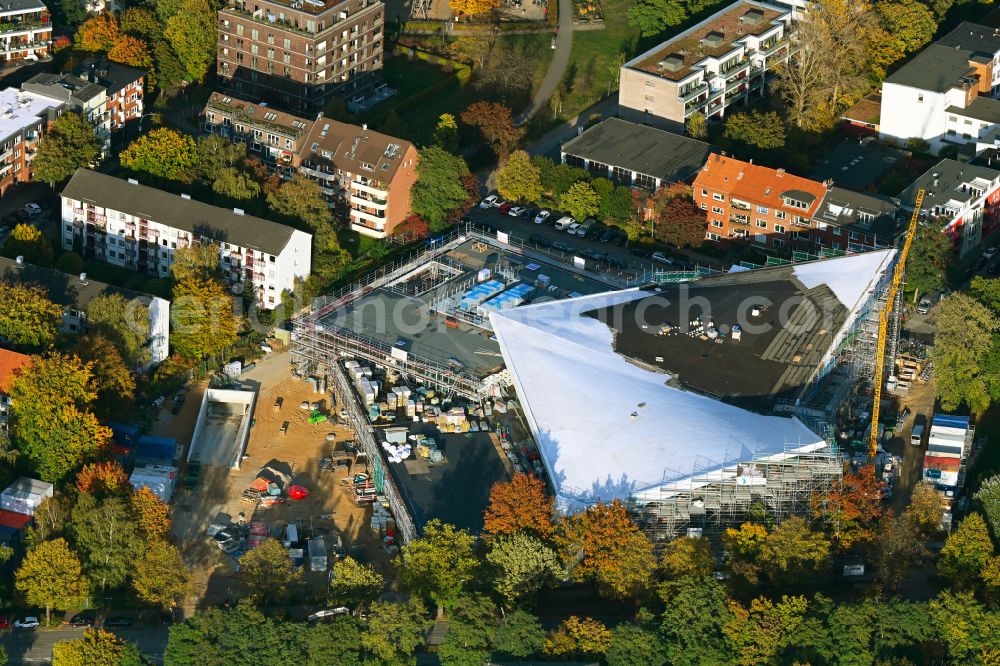 Hamburg from the bird's eye view: Construction site for modernization, renovation and conversion of the indoor swimming pool Alster-Schwimmhalle on street Ifflandstrasse - Sechslingspforte in the district Hohenfelde in Hamburg, Germany