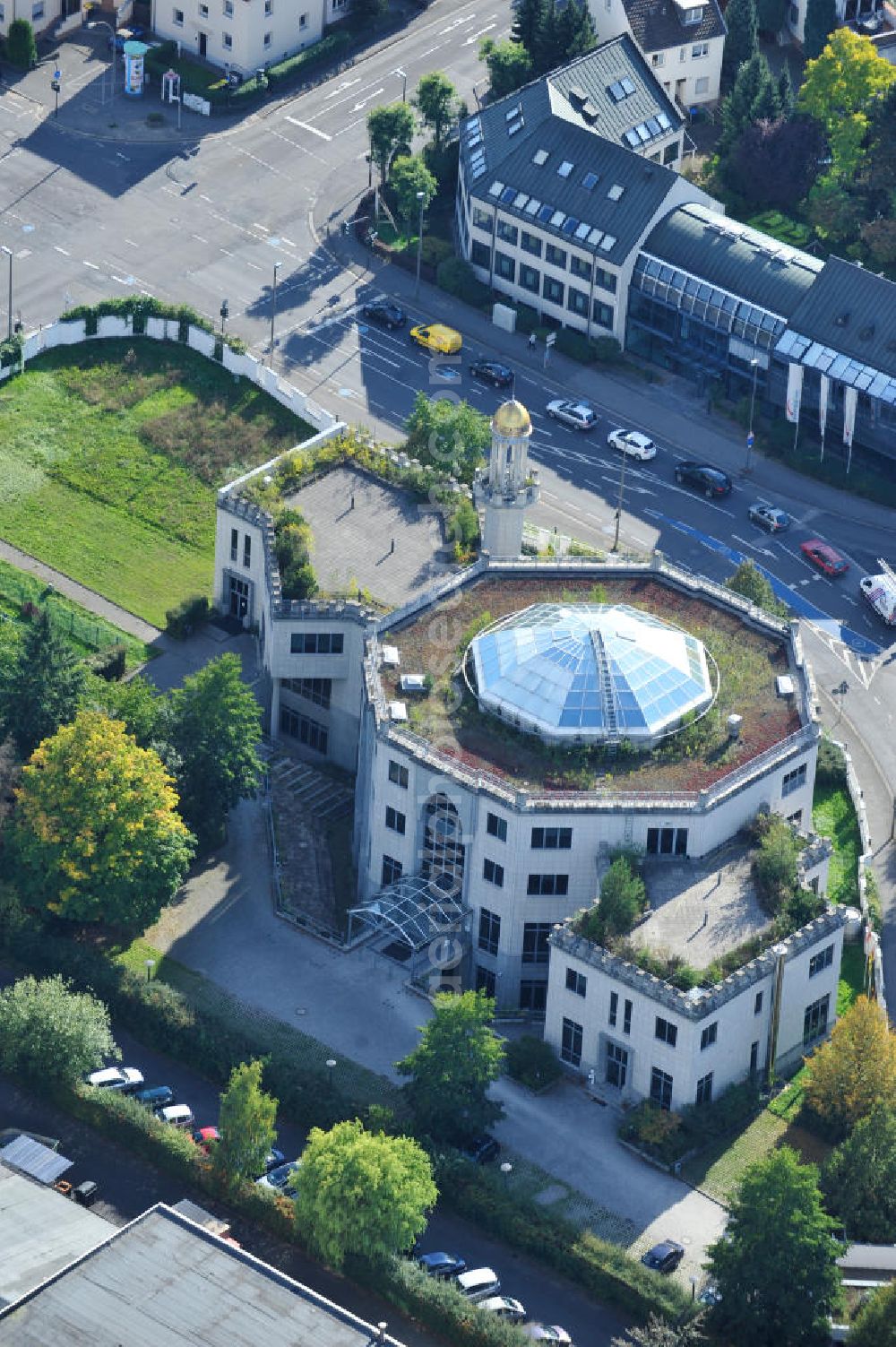 Aerial image BONN - OT Bad Godesberg - The King Fahd Academy (named after King Fahd ibn Abd al-Aziz) is a school financed by Saudi Arabia / Academy for children temporarily living in Germany. The Academy has a mosque attached. The King Fahd Academy, taught by the Saudi curriculum in twelve grades. The Academy conducted a limited liability company is not legally under the supervision of the German school and is not oriented on German curricula