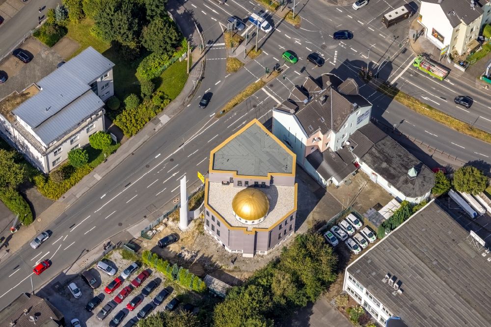 Aerial image Schwelm - Mosque along the Hattinger Strasse in the district Lindenberg in Schwelm in the state North Rhine-Westphalia, Germany