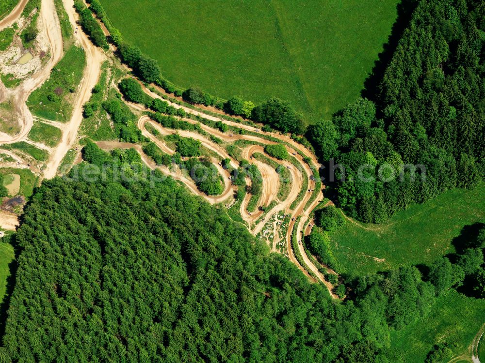 Röhrnbach from the bird's eye view: Racetrack of the motocross racetrack of the MCC Rohrnbach-Reisersberg e.V. in the DMV during a race in Rohrnbach in the state Bavaria, Germany