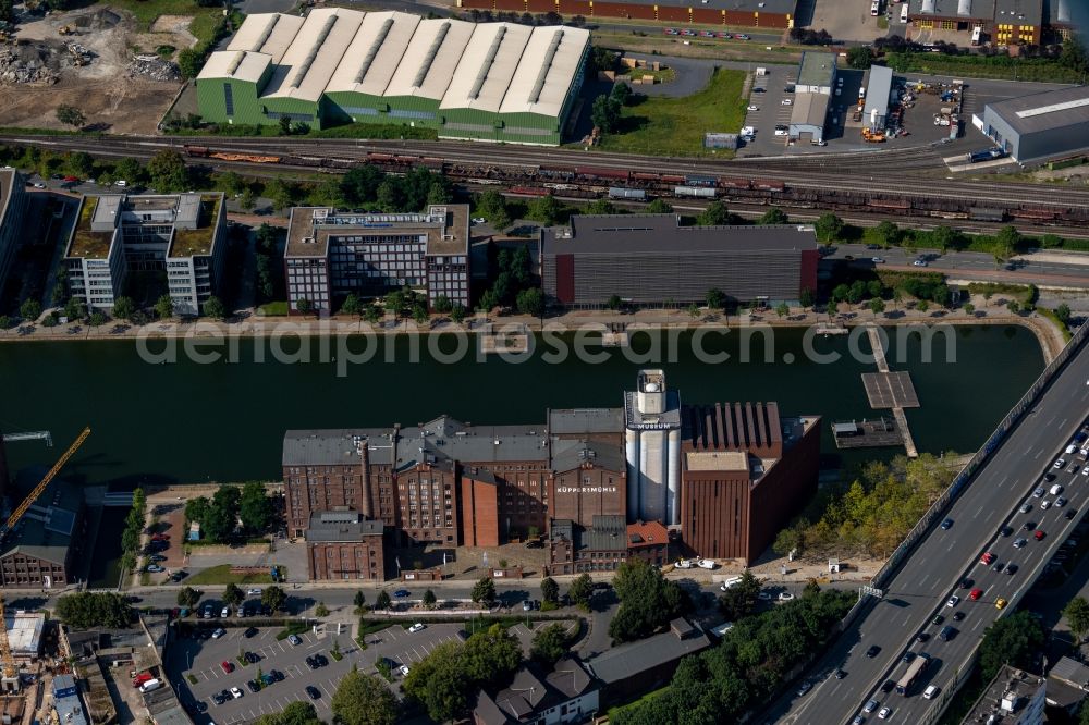 Aerial photograph Duisburg - Museum building ensemble Museum Kueppersmuehle fuer Moderne Kunst on the Philosophenweg in the district Zentrum in Duisburg at Ruhrgebiet in the state North Rhine-Westphalia, Germany