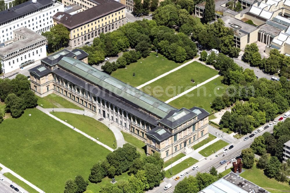 Aerial image München - Museum building ensemble Alte Pinakothek on Barer Strasse in the district Maxvorstadt in Munich in the state Bavaria, Germany
