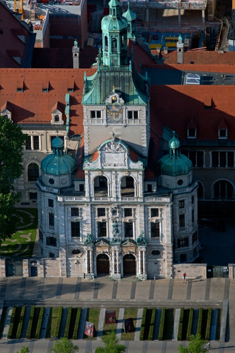 Aerial photograph München - Museum building ensemble Bavarian National Museum on Prinzregentenstrasse in the district Altstadt-Lehel in Munich in the state Bavaria, Germany