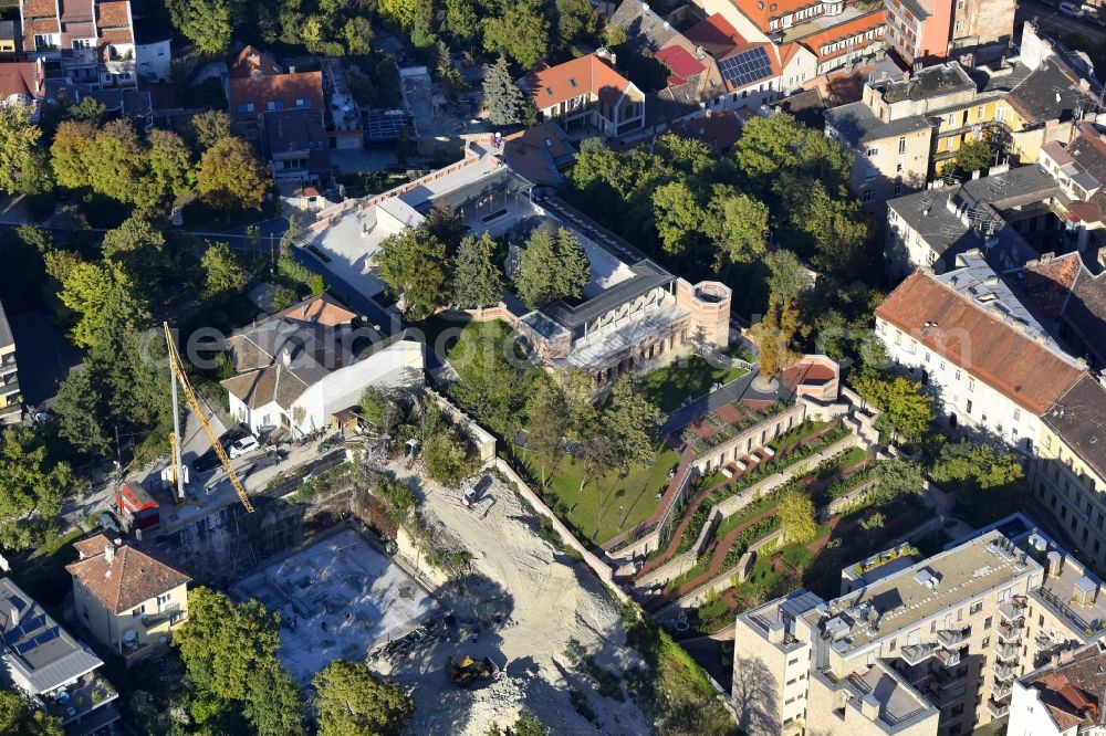 Aerial photograph Budapest - Museum building ensemble KiallA?tA?terem Budapest Apostol in the district II. keruelet in Budapest in Hungary