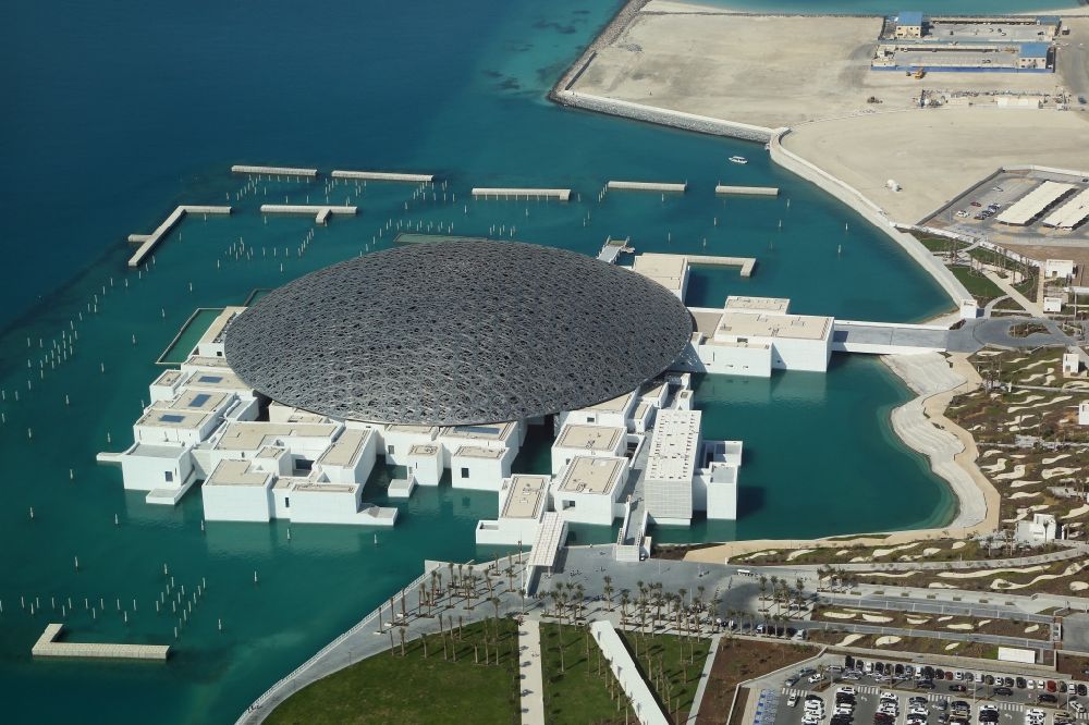 Abu Dhabi from the bird's eye view: Museum building ensemble Louvre Abu Dhabi with the giant dome on the Saadiyat Island in Abu Dhabi in United Arab Emirates