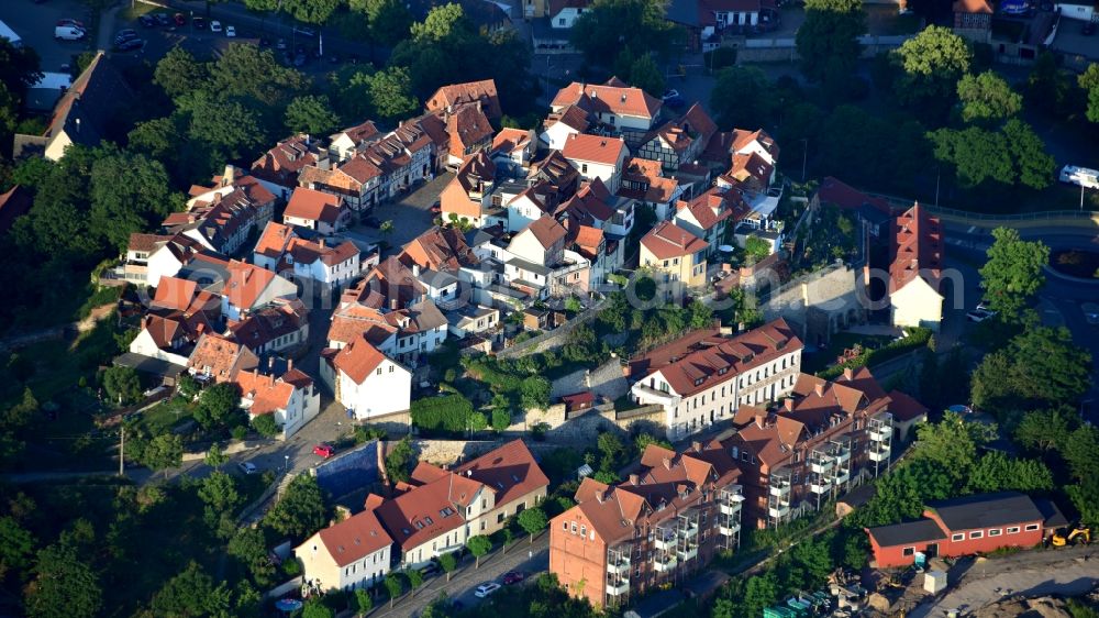 Aerial image Quedlinburg - Museum building ensemble of Muenzenbergmuseum at Muenzenberg in Quedlinburg in the state Saxony-Anhalt, Germany