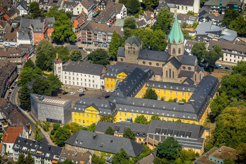 Aerial photograph Werden - Museum building ensemble Basilika Sankt Ludgerus in Werden in the state North Rhine-Westphalia, Germany