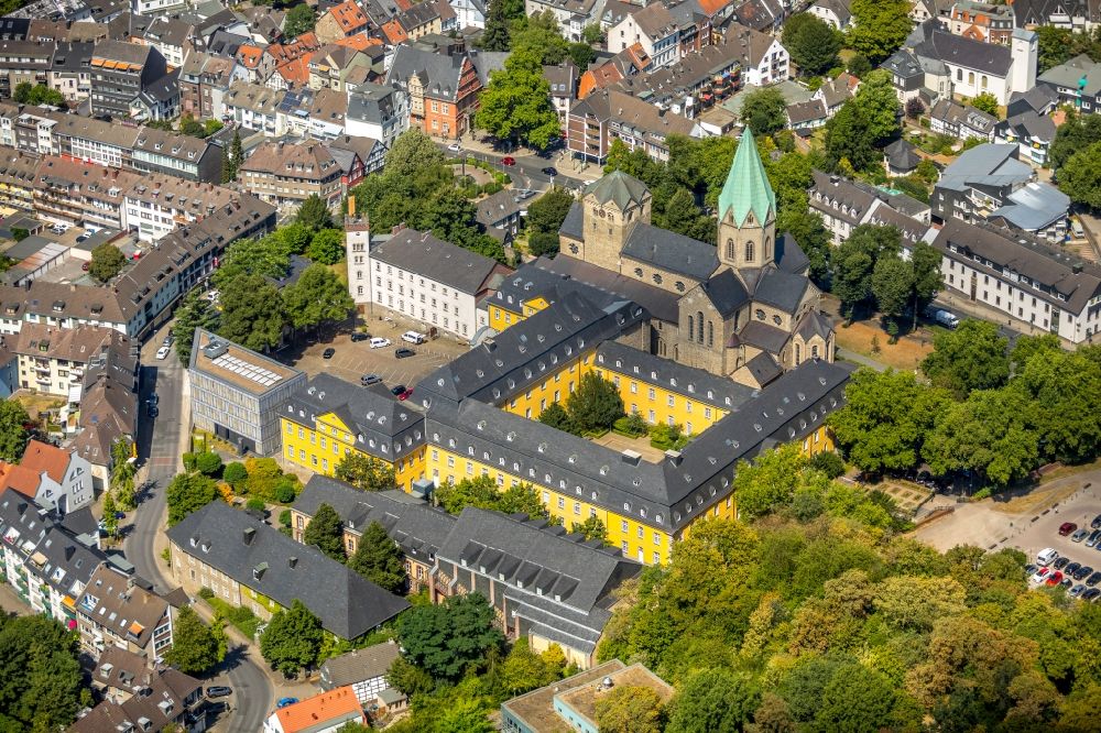 Werden from the bird's eye view: Museum building ensemble Basilika Sankt Ludgerus in Werden in the state North Rhine-Westphalia, Germany