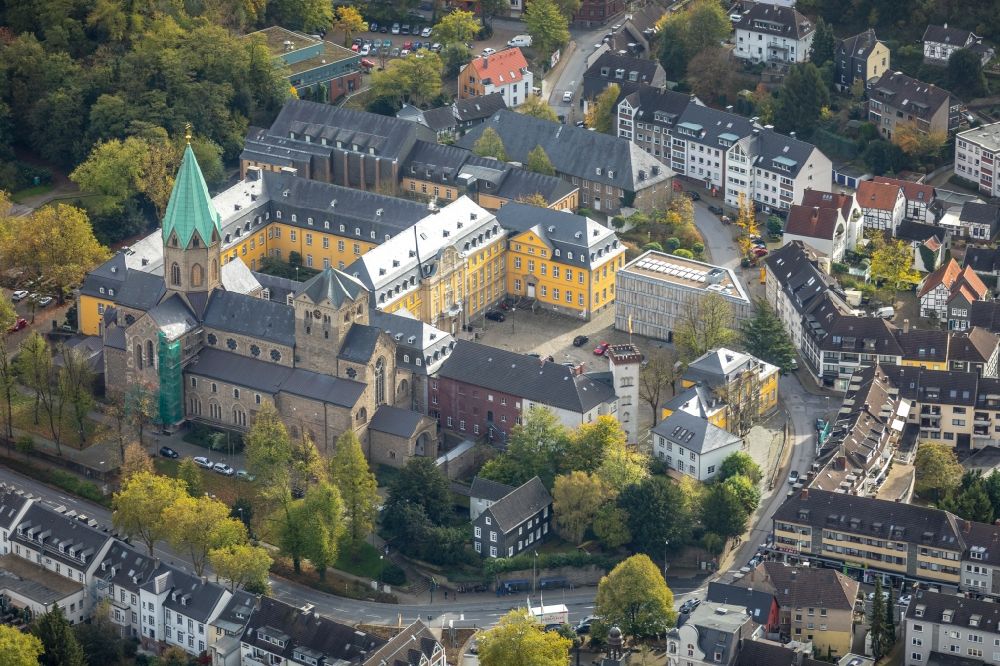 Essen from above - Museum building ensemble Basilika Sankt Ludgerus in Werden in the state North Rhine-Westphalia, Germany