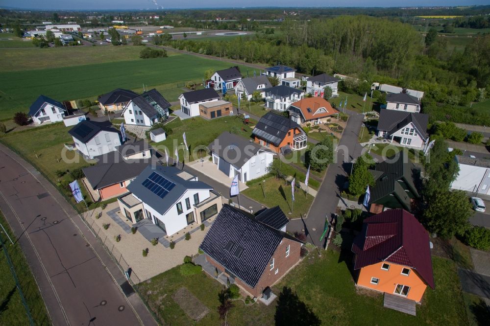 Schkeuditz from above - Residential area model home park- single-family house- settlement on Westringstrasse in the district Doelzig in Schkeuditz in the state Saxony, Germany