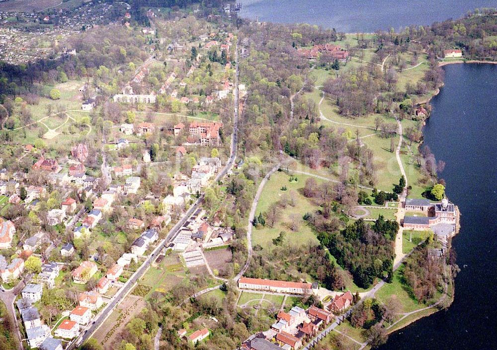 Aerial image Potsdam - Nauener Vorstadt mit dem Neuem Garten und der Orangerie in Potsdam / Brandenburg.