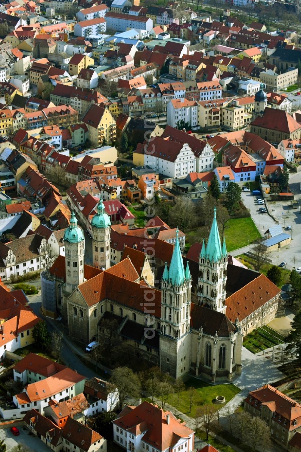 Naumburg (Saale) from above - Four-tower church building of the UNESCO World Heritage Site Naumburg Cathedral of St. Peter and St. Paul on Domplatz in Naumburg - Saale - in the state Saxony-Anhalt, Germany
