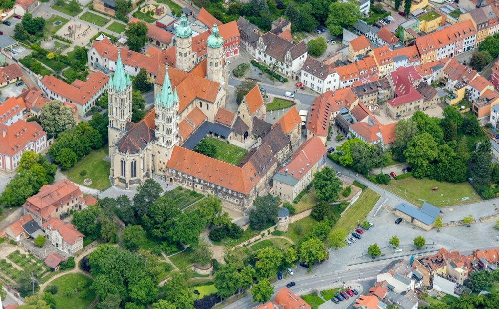 Naumburg (Saale) from the bird's eye view: Four-tower church building of the UNESCO World Heritage Site Naumburg Cathedral of St. Peter and St. Paul on Domplatz in Naumburg - Saale - in the state Saxony-Anhalt, Germany