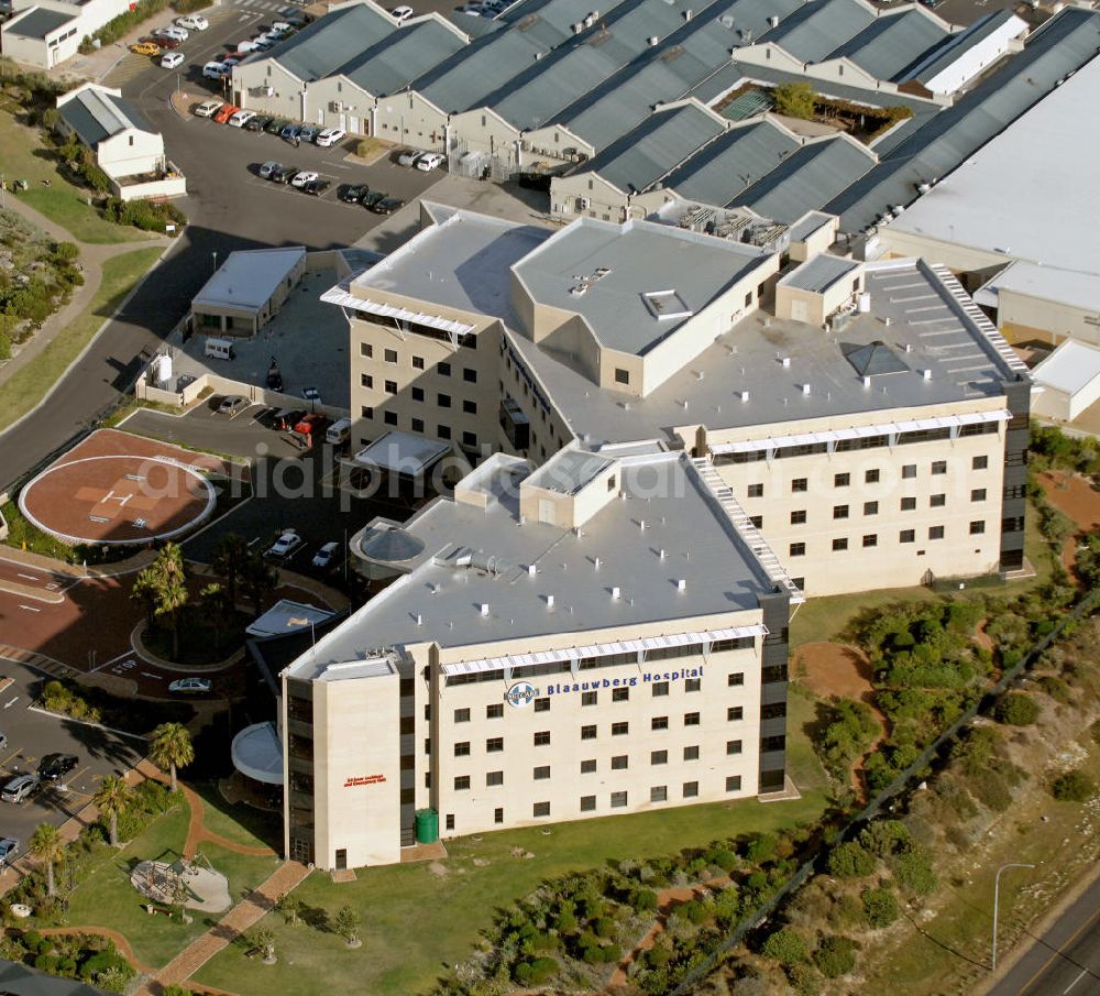 Aerial photograph Kapstadt - Das Netcare Blaauwberg Hospital in Sunningdale, einem Vorort von Kapstadt. Das Krankenhaus verfügt 100 Betten. The Netcare Blaauwberg Hospital in Sunningdale, a suburb of Cape Town.