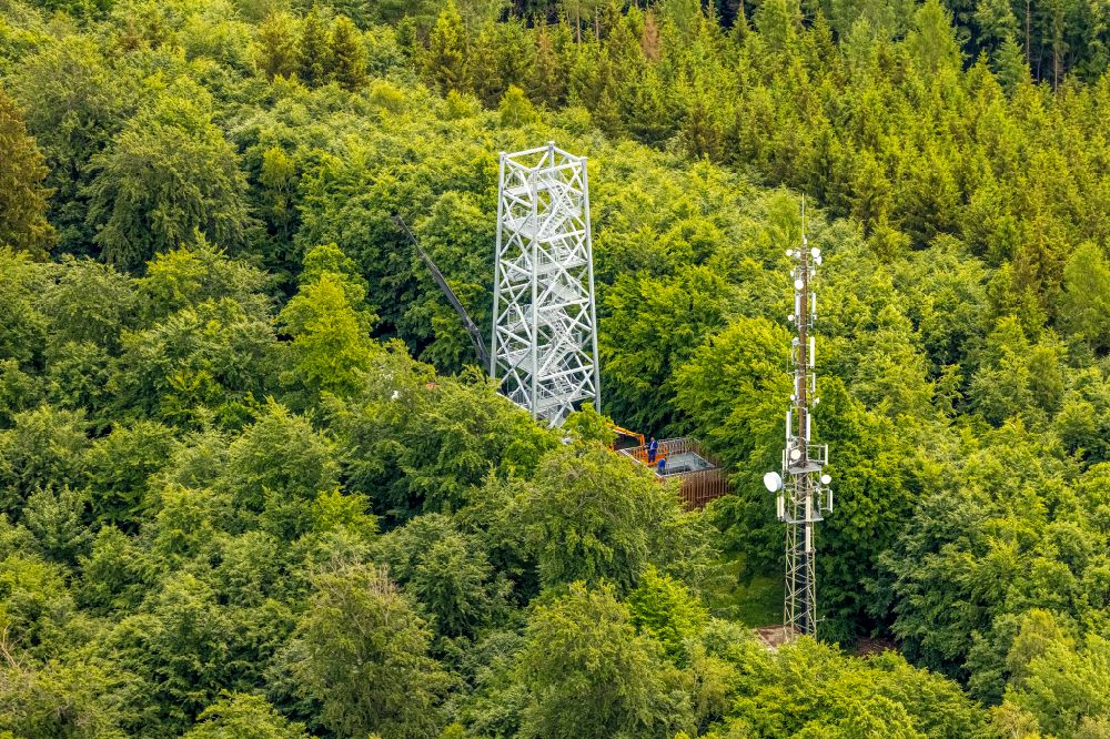 Meschede from the bird's eye view: Structure of the observation tower Kueppelturm in Meschede in the state North Rhine-Westphalia