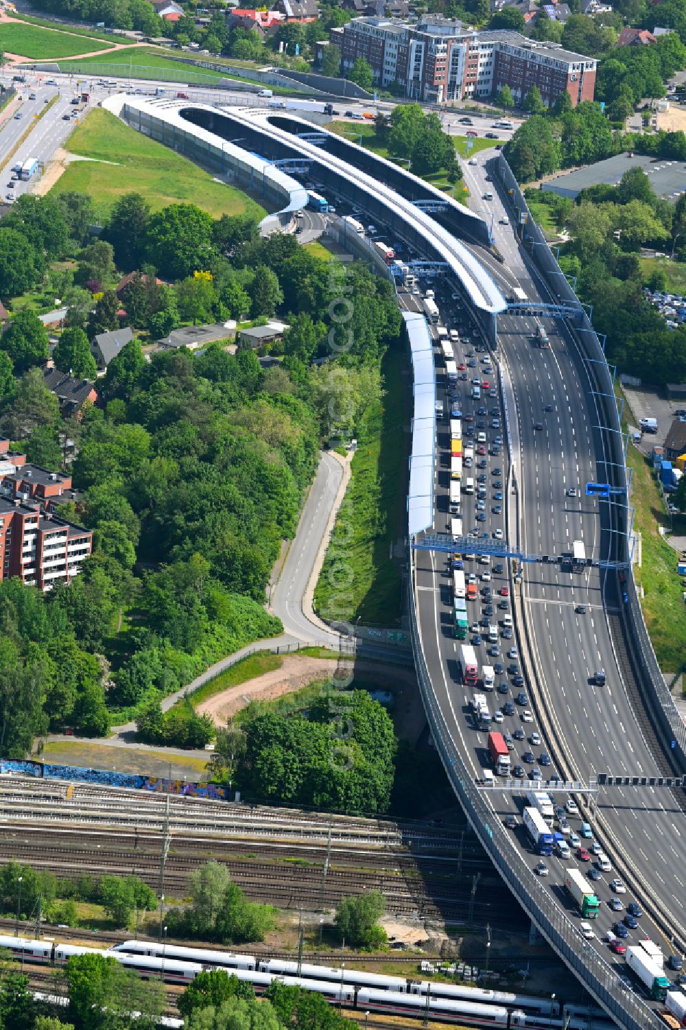 Hamburg from above - Construction site for the new route in the course of the motorway tunnel construction of the BAB A7 Hamburger Deckel or here Bahrenfelder Deckel in the district of Bahrenfeld in Hamburg, Germany