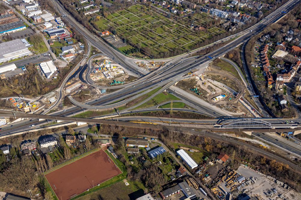 Herne from the bird's eye view: Motorway junction Herne with construction site for the new routing in the course of the motorway tunnel construction at the junction Herne of the BAB 42 - 43 Tunnel Baukau in Herne in the federal state North Rhine-Westphalia, Germany.