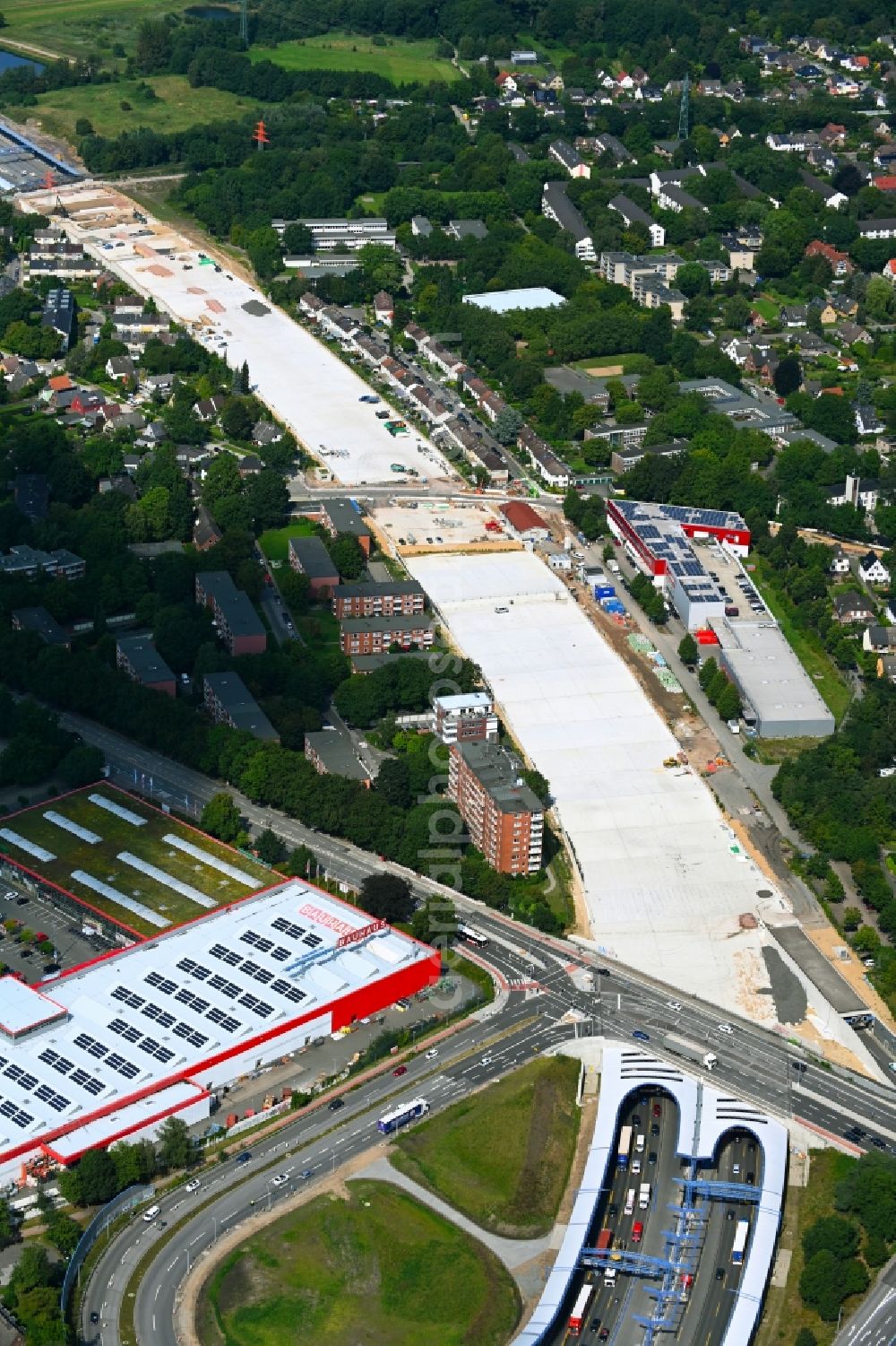 Hamburg from the bird's eye view: New construction of the route in the course of the motorway tunnel construction of the BAB A 7 Hamburger Deckel bzw. Stellinger Deckel in the district Stellingen in Hamburg, Germany