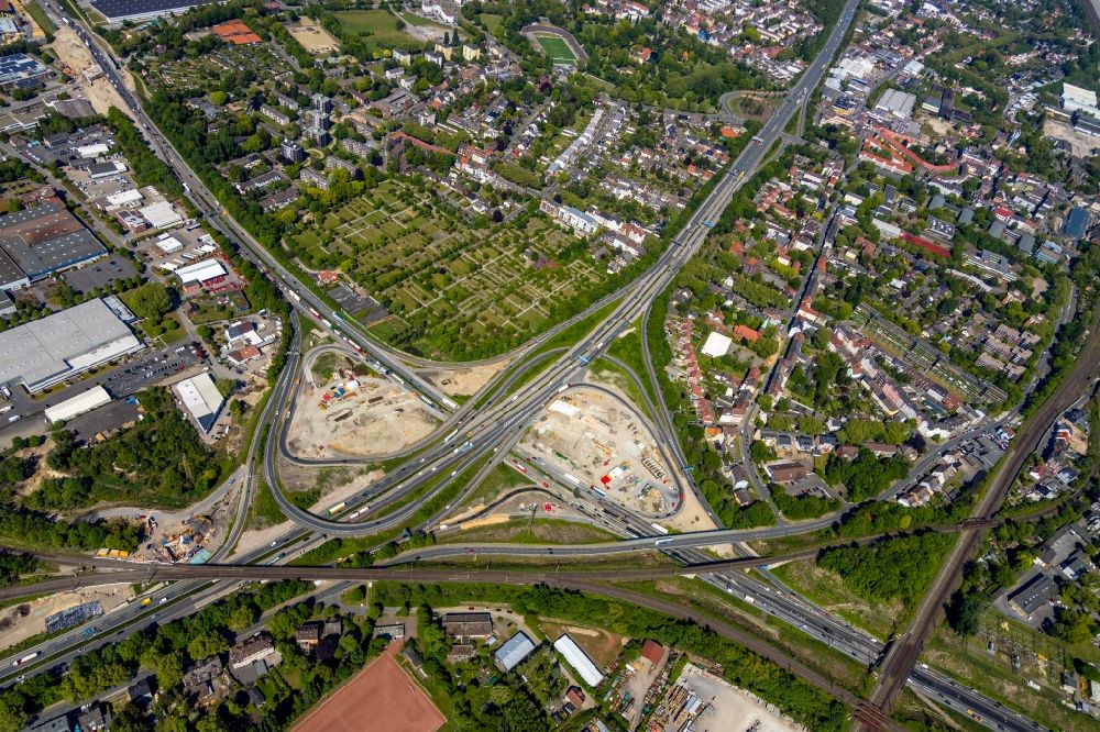 Aerial image Herne - Construction site for the new construction of the route in the course of the motorway tunnel at Kreuz Herne on the BAB 42 - 43 Tunnel Baukau in Herne in the state North Rhine-Westphalia, Germany