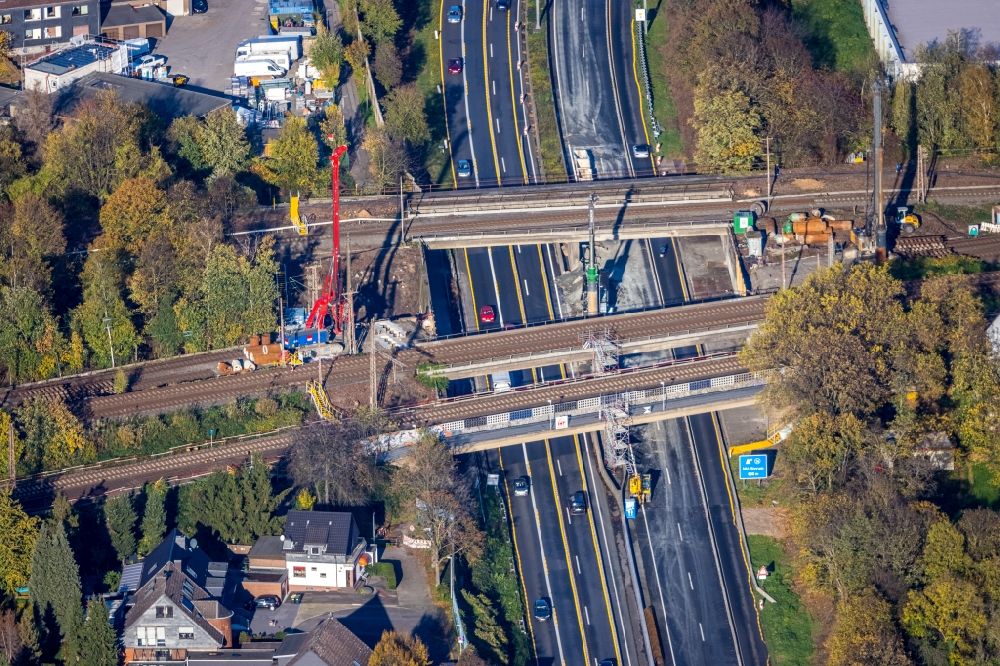 Aerial image Mülheim an der Ruhr - New construction of the railway bridge over the motorway BAB A40 in Muelheim on the Ruhr in the state North Rhine-Westphalia, Germany