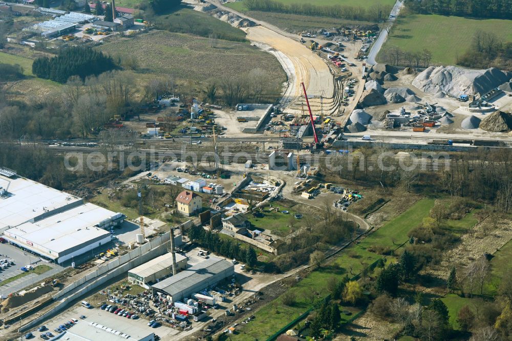 Aerial photograph Zossen - Construction site for the new construction and assembly of the railway bridge structure for the route of the railway tracks and tunnel construction. New passenger tunnel to the train station on Stubenrauchstrasse in Zossen in the state Brandenburg, Germany