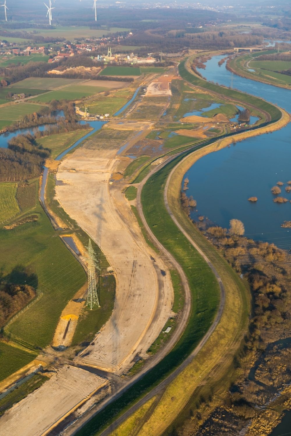 Haltern am See from above - New construction of a flood - retention basin and protective dam construction on Lippedeich near Mersch in Haltern am See in the state North Rhine-Westphalia, Germany