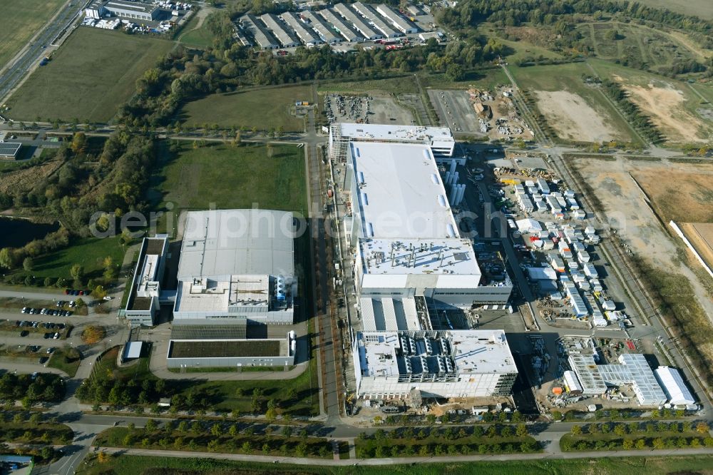 Aerial photograph Dresden - New building - construction site on the factory premises Fab, Semiconductor Fabrication Plantof by Robert Bosch Semiconductor Manufacturing Dresden GmbH in the district Hellerau in Dresden in the state Saxony, Germany