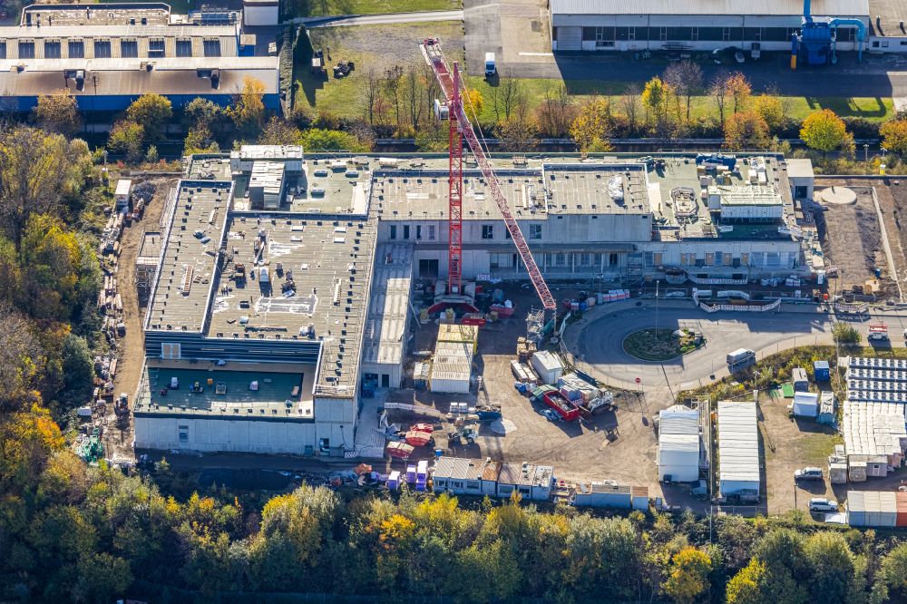Bochum from above - New building - construction site of buildings and production halls of the central kitchen of the St. Elisabeth Group and Catholic Clinic Bochum on Salzstrasse in the district Hiltrop in Bochum at Ruhrgebiet in the state North Rhine-Westphalia, Germany