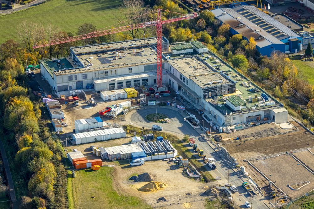Aerial image Bochum - New building - construction site of buildings and production halls of the central kitchen of the St. Elisabeth Group and Catholic Clinic Bochum on Salzstrasse in the district Hiltrop in Bochum at Ruhrgebiet in the state North Rhine-Westphalia, Germany