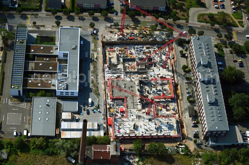Berlin from the bird's eye view: Construction site to build a new office and commercial building Leo on Bornitzstrasse in the district Lichtenberg in Berlin, Germany