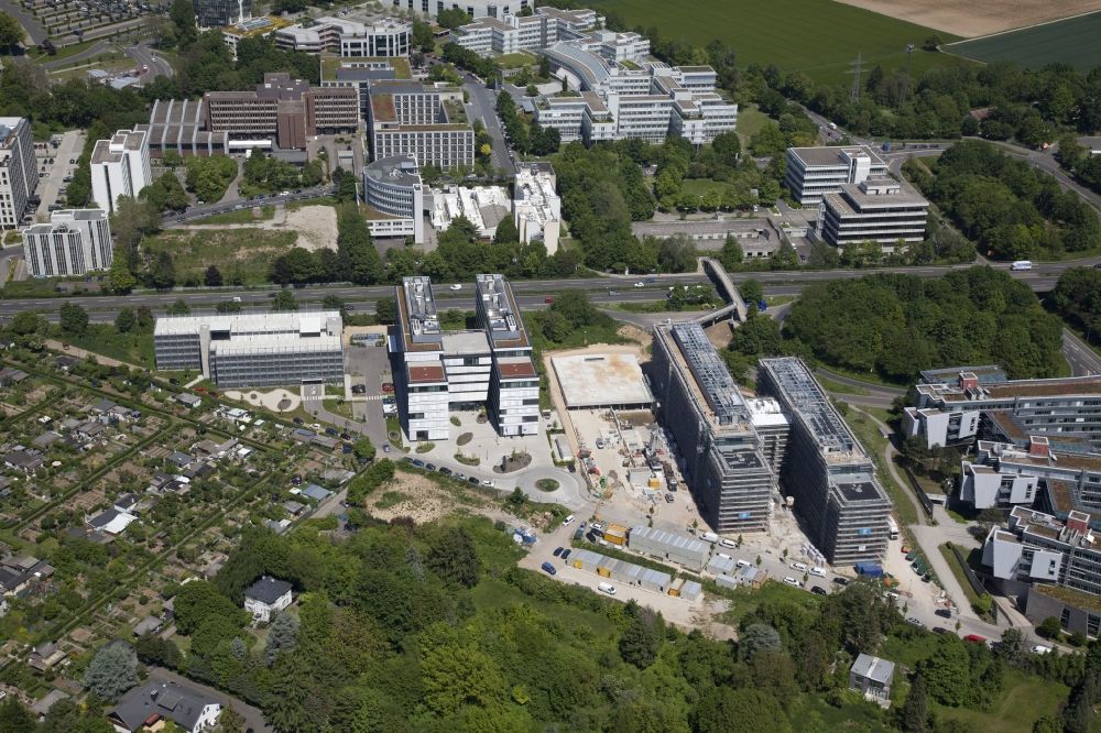 Wiesbaden from above - Construction site to build a new office and commercial building AXA Abraham Lincoln Park Wiesbaden on Abraham-Lincoln-Strasse in Wiesbaden in the state Hesse, Germany