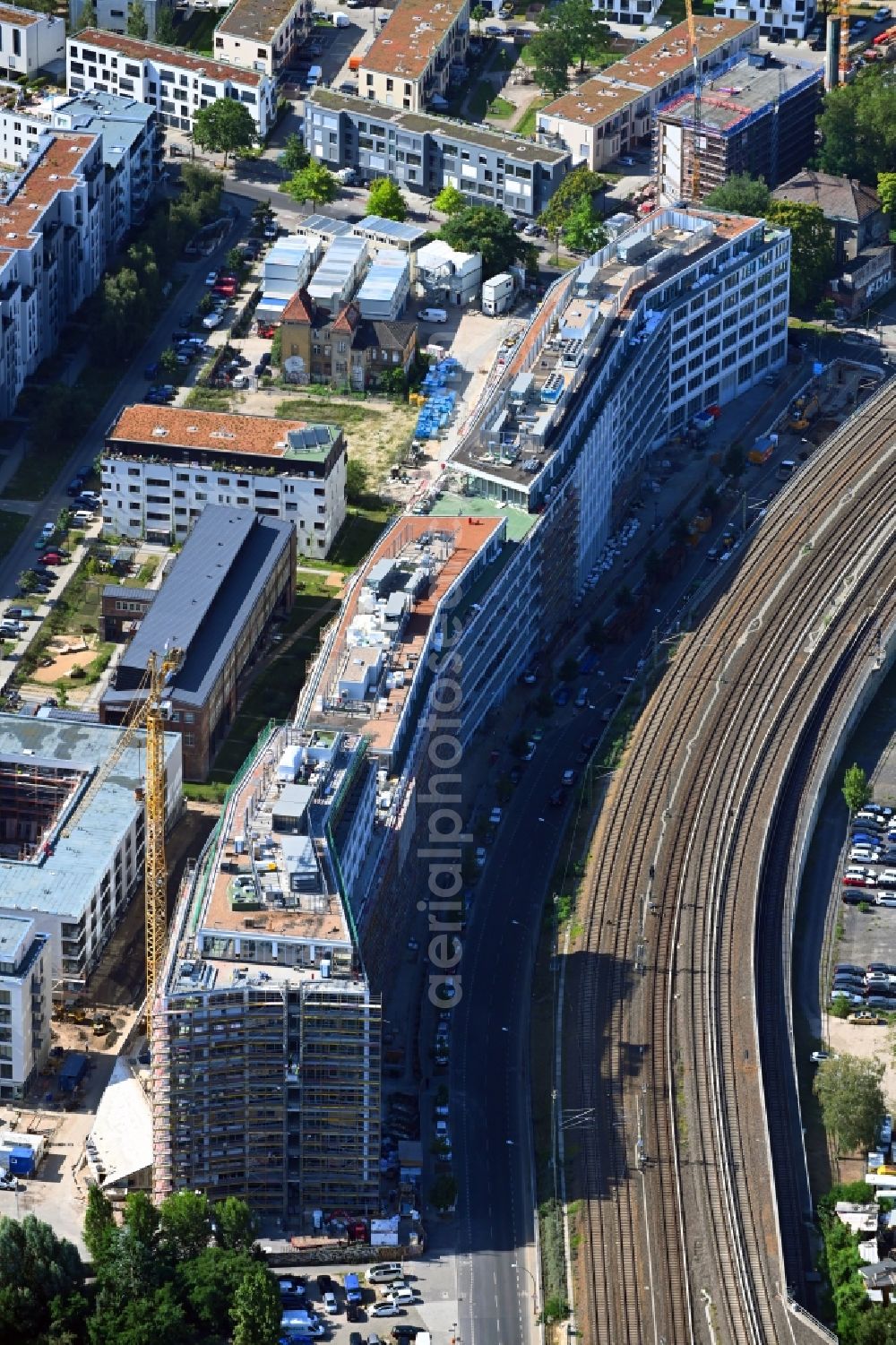 Aerial photograph Berlin - Construction site to build a new office and commercial building B:HUB on Kynaststrasse - Alt-Stralau in Berlin, Germany