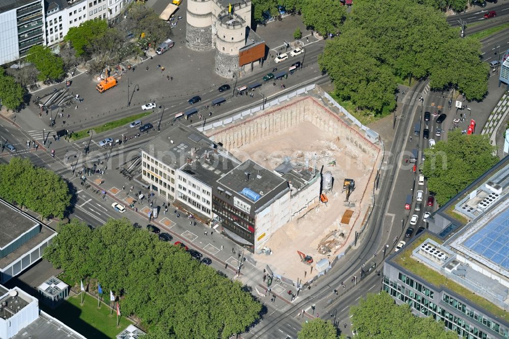 Köln from above - Construction site to build a new office and commercial building on Rudolfplatz on Koelner Hahnepooz - Hahnentorburg in Cologne in the state North Rhine-Westphalia, Germany