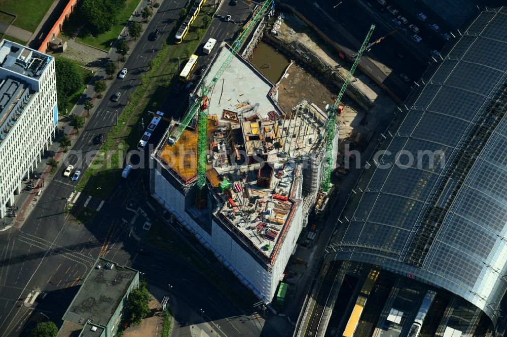 Aerial image Berlin - Construction site to build a new office and commercial building and Hotel EDGE Grand Central Berlin on Clara-Jaschke-Strasse corner Invalidenstrasse in the district Moabit in Berlin, Germany