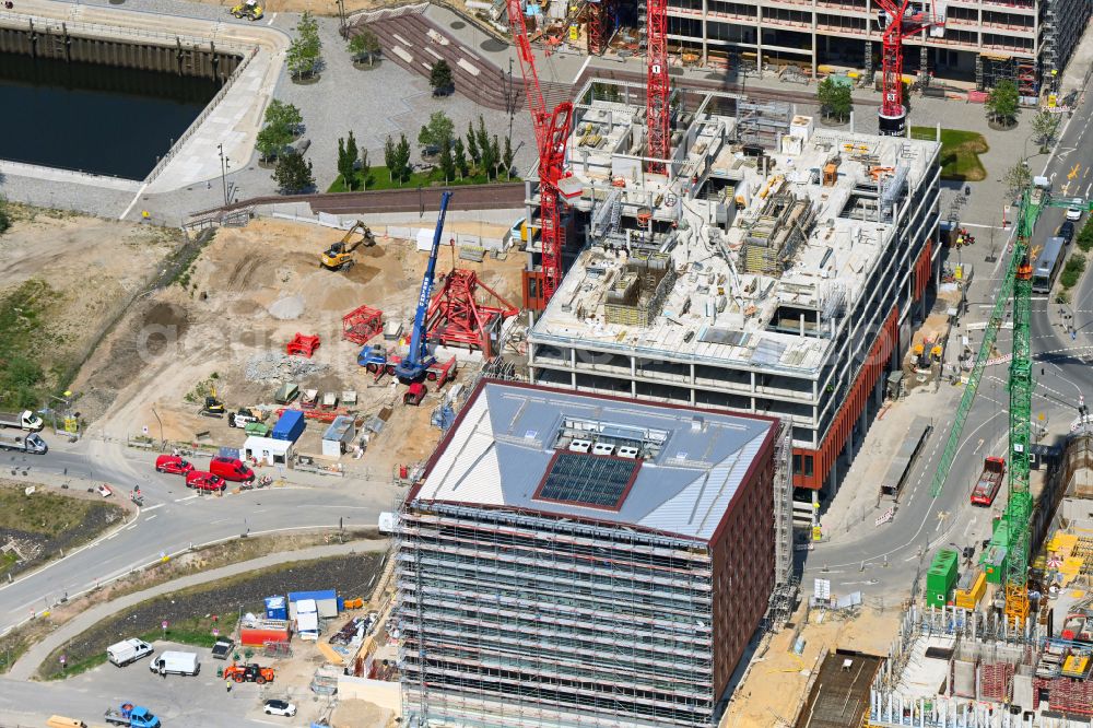 Hamburg from above - Construction site for a new office and commercial building on Kirchenpauerstrasse - Zweibrueckenstrasse in the Elbbruecken district at the Braakenhafen in the district HafenCity in Hamburg, Germany