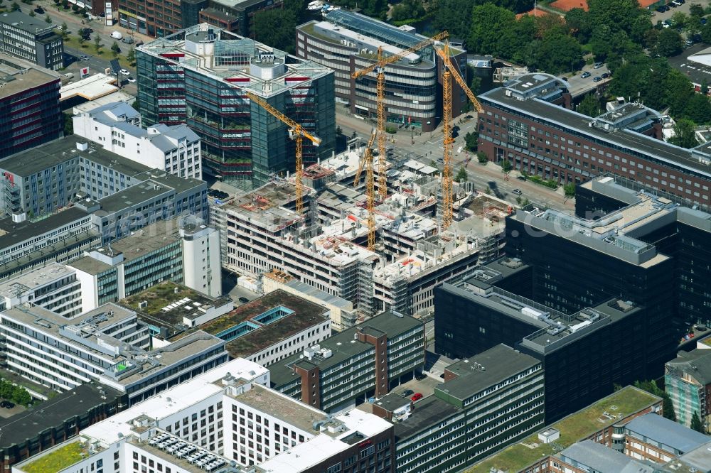 Hamburg from above - Construction site to build a new office and commercial building of Olympus Campus on Heidenkonpsweg - Wendenstrasse in Hamburg, Germany