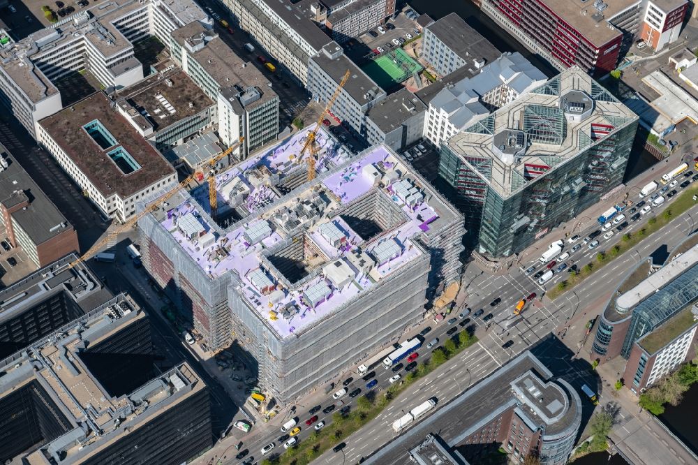 Aerial photograph Hamburg - Construction site to build a new office and commercial building of Olympus Campus on Heidenkonpsweg - Wendenstrasse in Hamburg, Germany