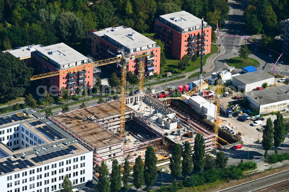 Potsdam from the bird's eye view: Construction site to build a new office and commercial building on street Babelsberger Strasse in the district Suedliche Innenstadt in Potsdam in the state Brandenburg, Germany