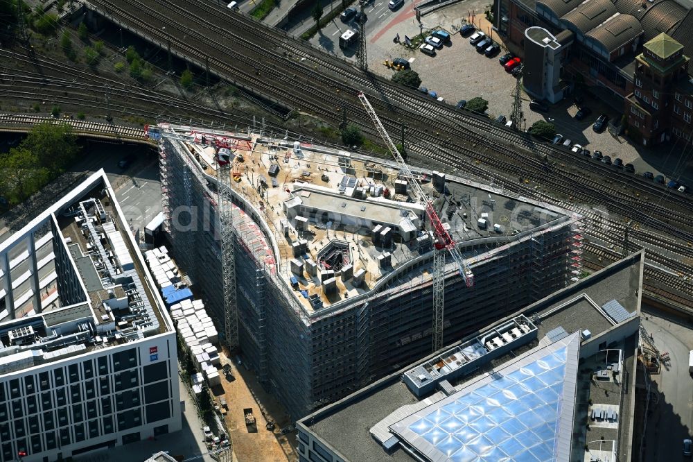 Aerial image Hamburg - Construction site to build a new office and commercial building of the project Connexion Office at Klostertor in Hamburg, Germany