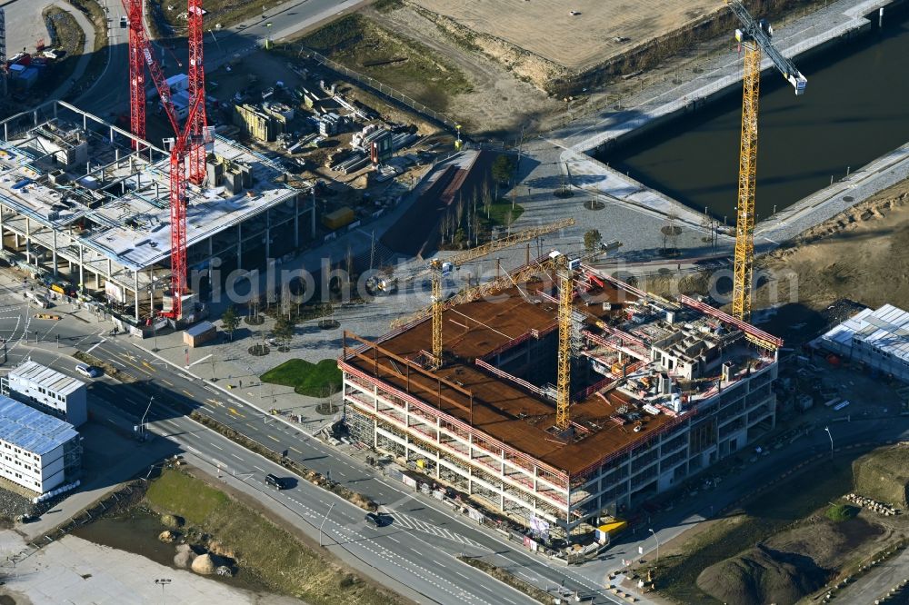 Aerial photograph Hamburg - Construction site to build a new office and commercial building of the EDGE HafenCity project on Amerigo-Vespucci-Platz in the district HafenCity in Hamburg, Germany