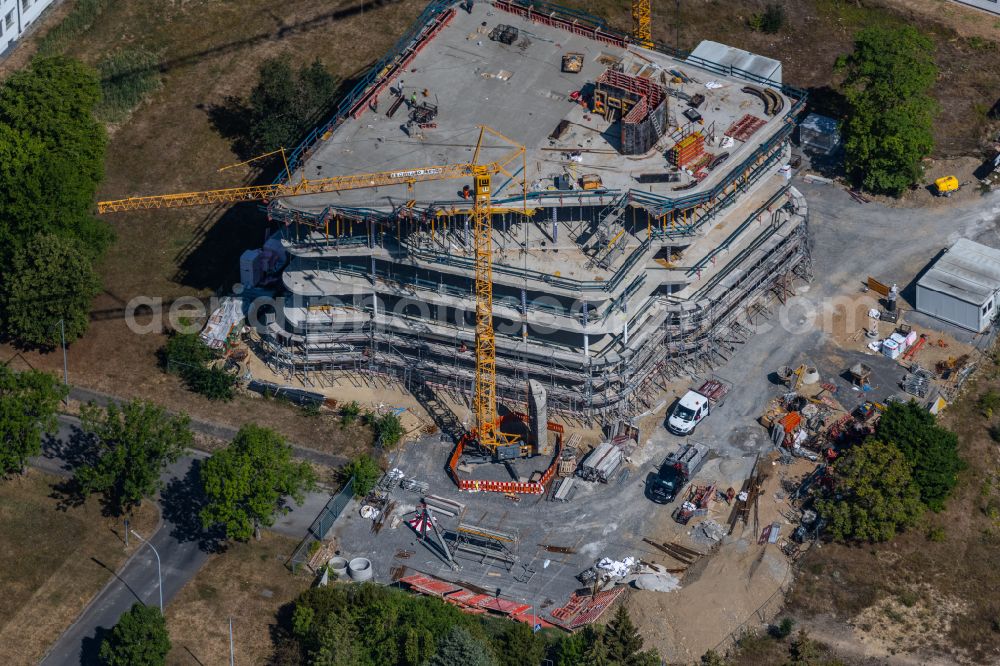 Aerial photograph Würzburg - Construction site to build a new office and commercial building SKYONE Office on street Emil-Fischer-Strasse - John-Skilton-Strasse in the district Frauenland in Wuerzburg in the state Bavaria, Germany