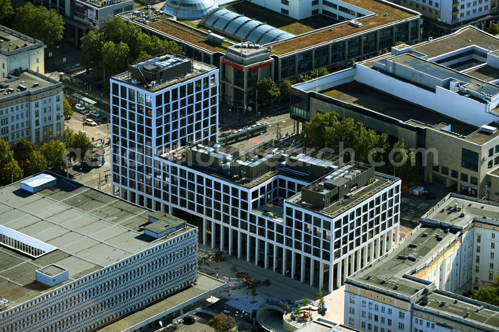 Magdeburg from above - Construction site to build a new office and commercial building of Staedtischen factorye Magdeburg on Ernst-Reuter-Allee corner Breiter Weg in the district Altstadt in Magdeburg in the state Saxony-Anhalt, Germany