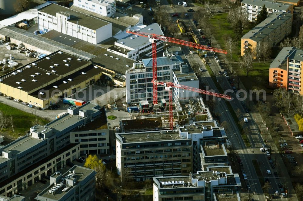 Aerial image Berlin - Construction site to build a new office and commercial building on Tempelhofer Weg in the district Britz in Berlin, Germany