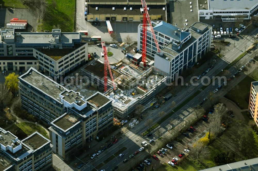 Berlin from the bird's eye view: Construction site to build a new office and commercial building on Tempelhofer Weg in the district Britz in Berlin, Germany