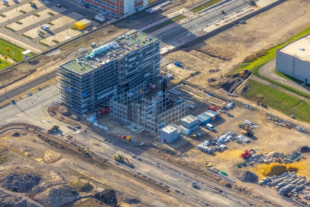 Bochum from the bird's eye view: Construction site to build a new office and commercial building of Zetcon Ingenieur GmbH on street Suttner-Nobel-Allee in the district Laer in Bochum at Ruhrgebiet in the state North Rhine-Westphalia, Germany